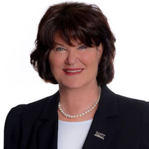 Meet your Posher, Rolande